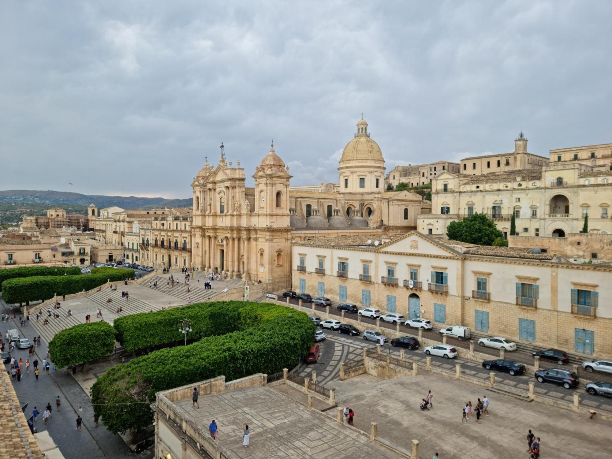 Casa Bommegna Villa Noto Luaran gambar